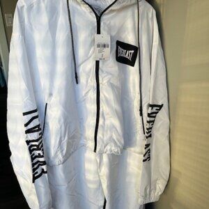 Forever 21 Everlast licensed 2pc athletic wear. Women Size 2X.